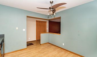 4714 Todd Dr, Ames, IA 50014