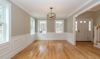 55 Richardson St, Billerica, MA 01821