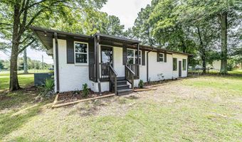 26220 Children Ln, Athens, AL 35613