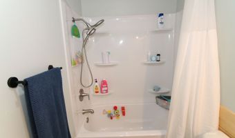 12366 Pleasanton Rd, Athens, OH 45701