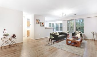 7532- F COXTON Ct 126, Alexandria, VA 22306