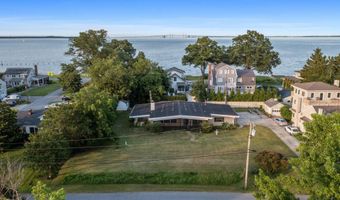 45 E LAKE Dr, Annapolis, MD 21403