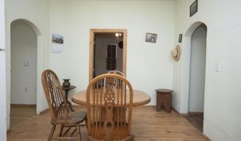517 E Reinken Ave, Belen, NM 87002