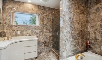 44 Netz Pl, Albertson, NY 11507