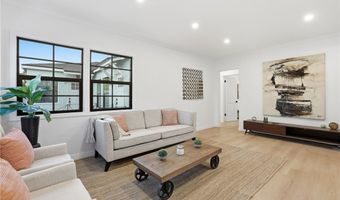 1985 N Lake Ave, Altadena, CA 91001