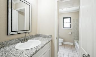 1124 Sharp Rd, Baton Rouge, LA 70815