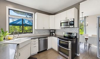 100 Rollingbrook NE, Ada, MI 49301