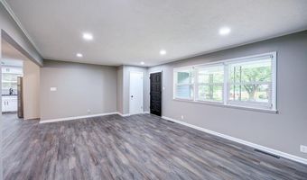 410 Highland Dr, Arkansas City, KS 67005