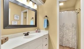 1601 Oxford Dr, Altus, OK 73521