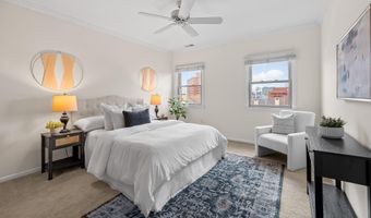 123 W BARRE St W 402, Baltimore, MD 21201