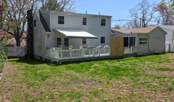 35 Boyd Ave, East Providence, RI 02914