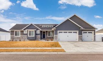1952 47th St, Ammon, ID 83401