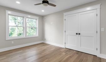 515 Atlantic Ave, Middletown, NJ 07748