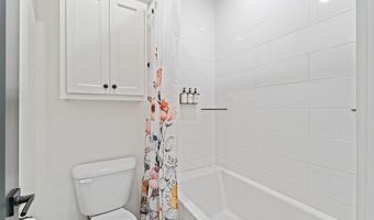 103 NW Ozark Way, Bentonville, AR 72712