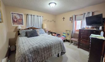 14 S Illinois St, Aberdeen, SD 57401