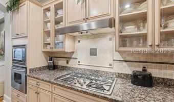 10 Hasty Point Pl, Bluffton, SC 29909