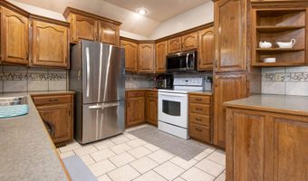 1016 Daniels St, Aurora, MO 65605