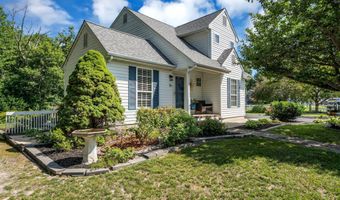 16 Shelli Ter, Barnegat, NJ 08005