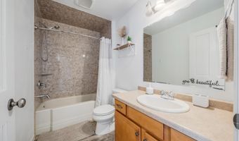 2184 W NOELLE Ln, Appleton, WI 54913