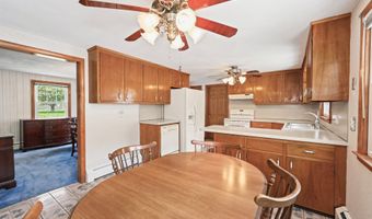 32 Loveland Ln, Bristol, CT 06010
