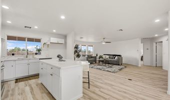 2484 Park Ridge Ave, Bullhead City, AZ 86429