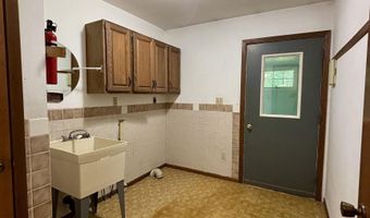 8384 N Broadway, Apple River, IL 61001