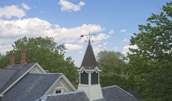 58 Church St, Belfast, ME 04915