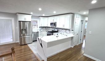 4813 LAWRENCE St, Alexandria, VA 22309