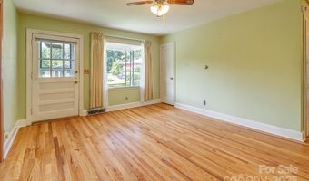 37 Taft Ave, Asheville, NC 28803