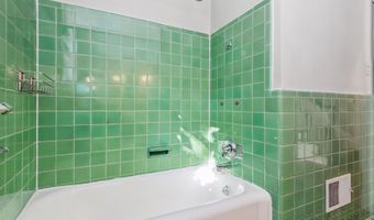221 WESTWOOD Rd, Annapolis, MD 21401
