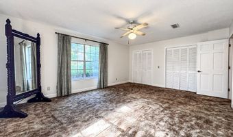 22 12th St, Apalachicola, FL 32320