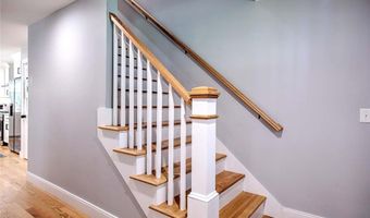 296 Twin Brook Ln, Coventry, RI 02816