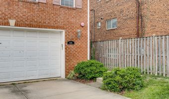 2026 N CULPEPER St, Arlington, VA 22207
