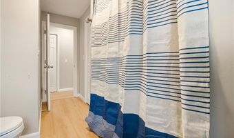 580 Old Main St, Coventry, RI 02816