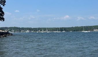 98 Bayview St, Belfast, ME 04915