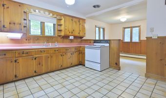 55 Epping St, Raymond, NH 03077
