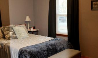 905 Pine St, Atlantic, IA 50022