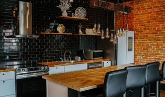101 103 W Commerce St, Aberdeen, MS 39730