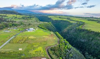 988 Auwaha St, Haiku, HI 96708