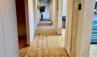 1090 New London Ave 5, Cranston, RI 02920