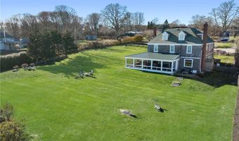 41 Walcott Ave, Jamestown, RI 02835