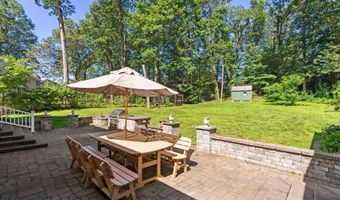 25 Copplestone Rd, Avon, CT 06001