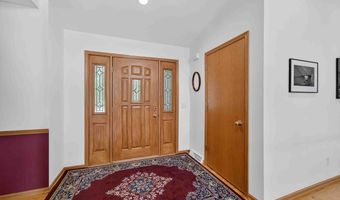 5574 Bantry Ln, Fitchburg, WI 53711