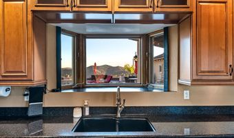 35369 S Pinnacle Pl, Black Canyon City, AZ 85324