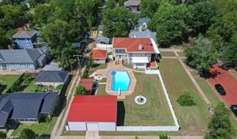 411 N B St, Arkansas City, KS 67005