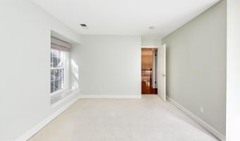 7806 FOX GATE Ct, Bethesda, MD 20817