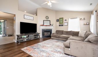 864 Thornbird Cir, Boiling Springs, SC 29316