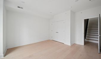 1843 E HUNTINGDON St B, Philadelphia, PA 19125