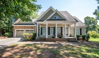 101 Falling Shoals Dr, Athens, GA 30605