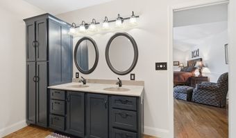2316 Woodview Ct, Ashland, OH 44805